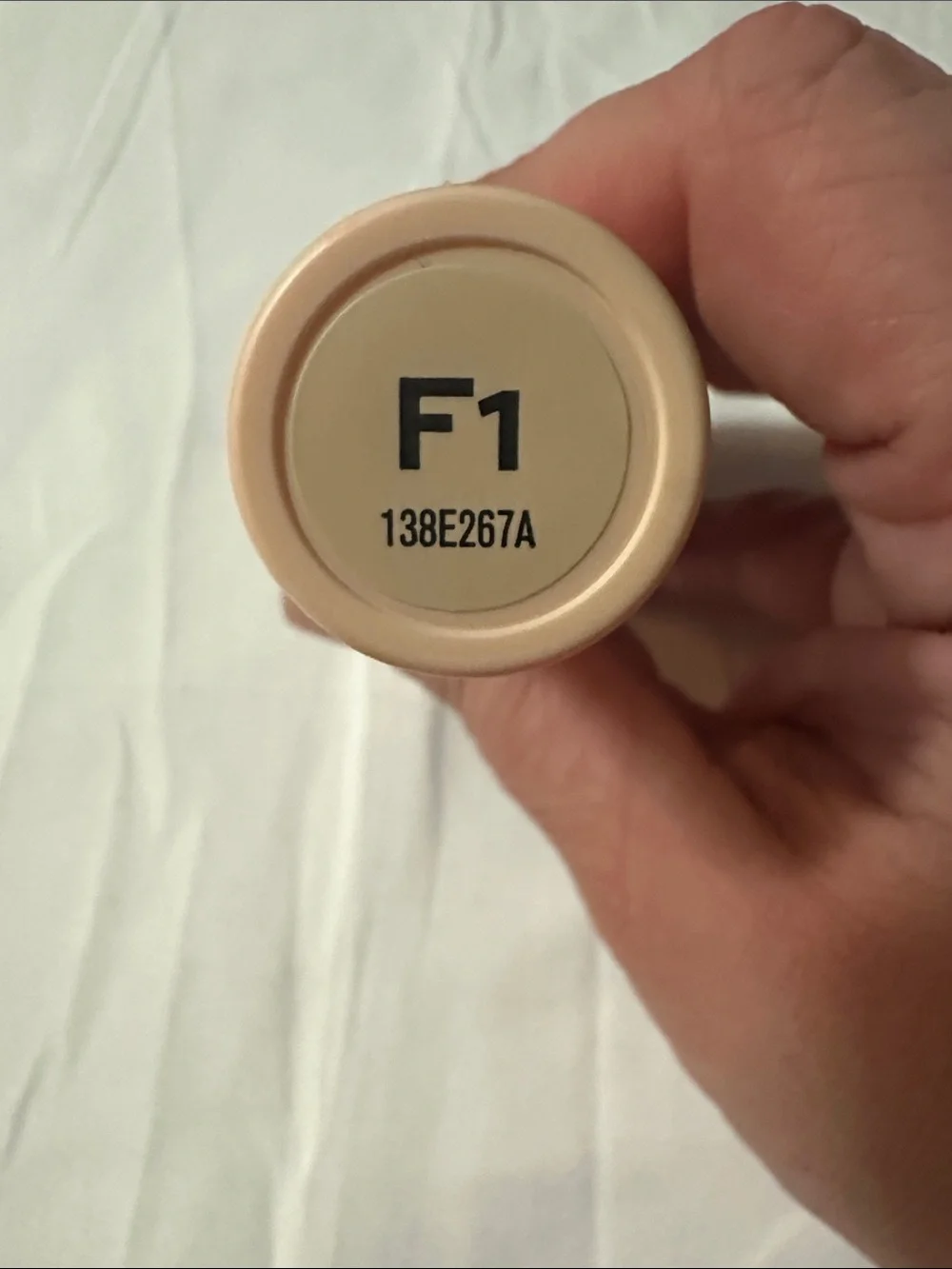 Makeup Revolution Fast Base Stick Foundation F1 New